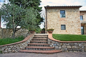 Precious details and exterior views of exclusive villa in Chianti