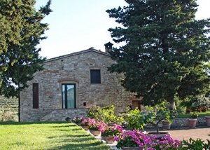 Exterior manor villa access from the garden