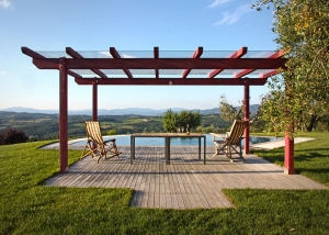 Swimming pool on the hills of the Tuscan countryside